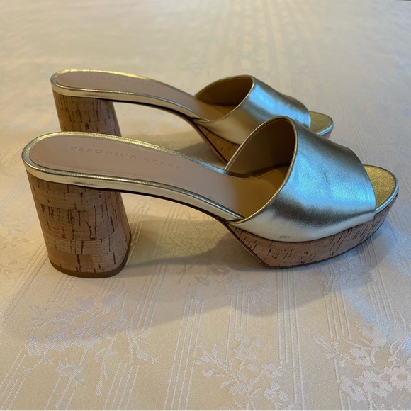 Veronica Beard Dali 70MM Metallic Leather Platform Sandals - Picture 11 of 12